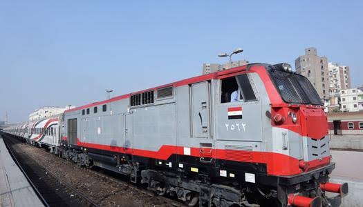 تعديل مفاجئ في مسار قطارات الصعيد.. “السكة الحديد” تكشف السبب